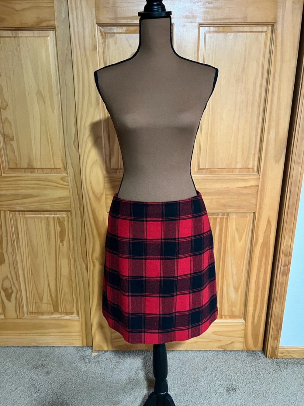 Uniqlo Red and Black Plaid Mini Skirt